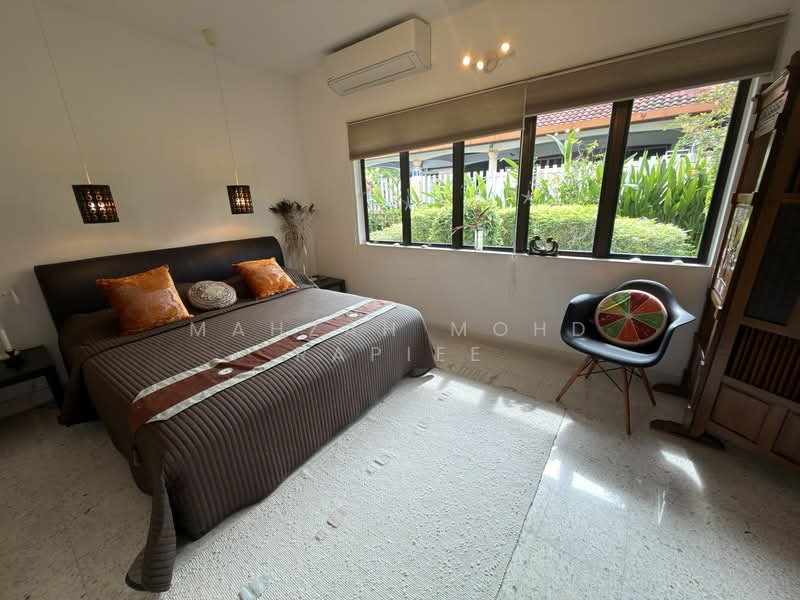 Rumah Banglo untuk Dijual di Tanjung Gemok (Port Dickson) - Mahzah Mohd Rapiee - Bedroom - PropertyGuru.com.my