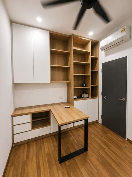 Condominium for Sale at Ayden Townhouse Warisan Puteri - Mohd Shafik - Study - PropertyGuru.com.my