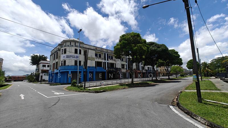 Shop for Sale in Kuching (Sarawak) - Sherene Kok - Exterior - PropertyGuru.com.my
