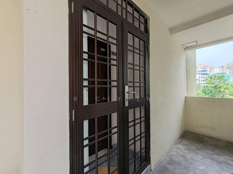 Entrance Door Gate