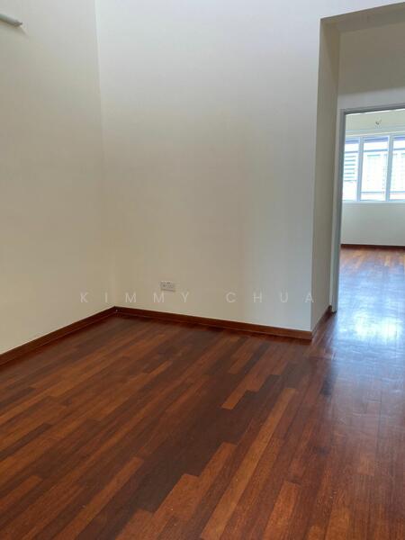 common area on 1st floor