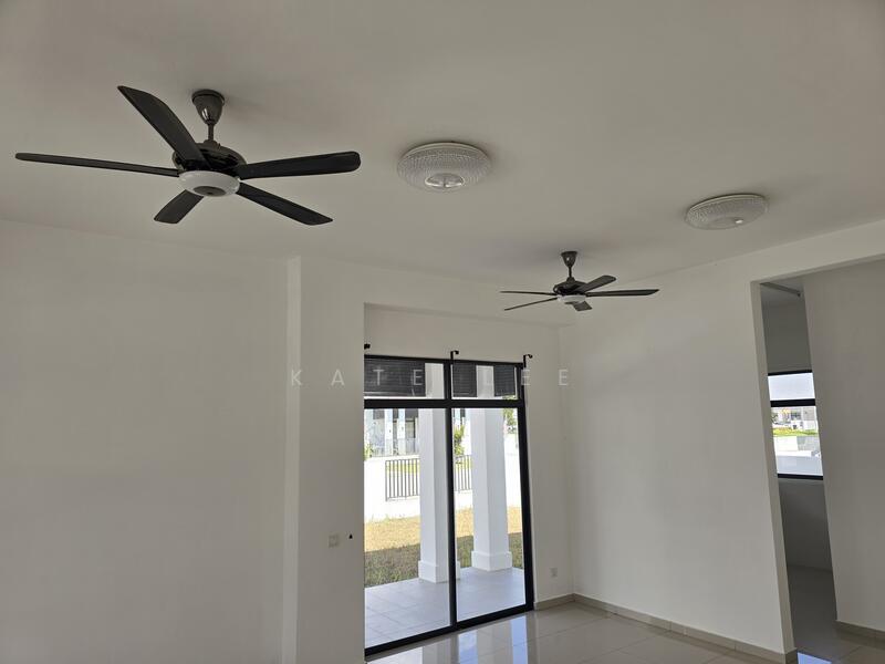2-storey Terraced House for Sale in Bandar Puncak Alam (Puncak Alam) - Kate Lee - Living Room - PropertyGuru.com.my