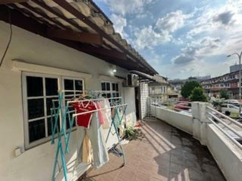 2.5-storey Terraced House for Sale in Desa Setapak (Wangsa Maju) - Mike Yap - Balcony - PropertyGuru.com.my