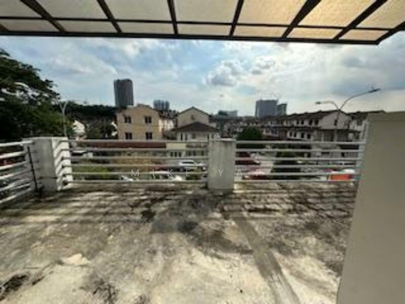 2.5-storey Terraced House for Sale in Desa Setapak (Wangsa Maju) - Mike Yap - Roof - PropertyGuru.com.my