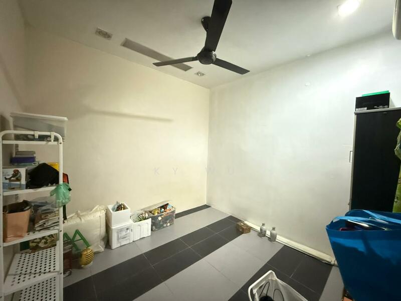 For Sale - TAMAN SADERI