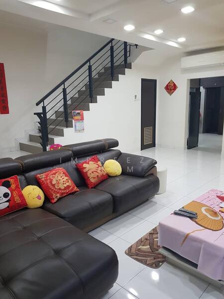 Bandar Dato Onn, Perjiranan 12 - 1