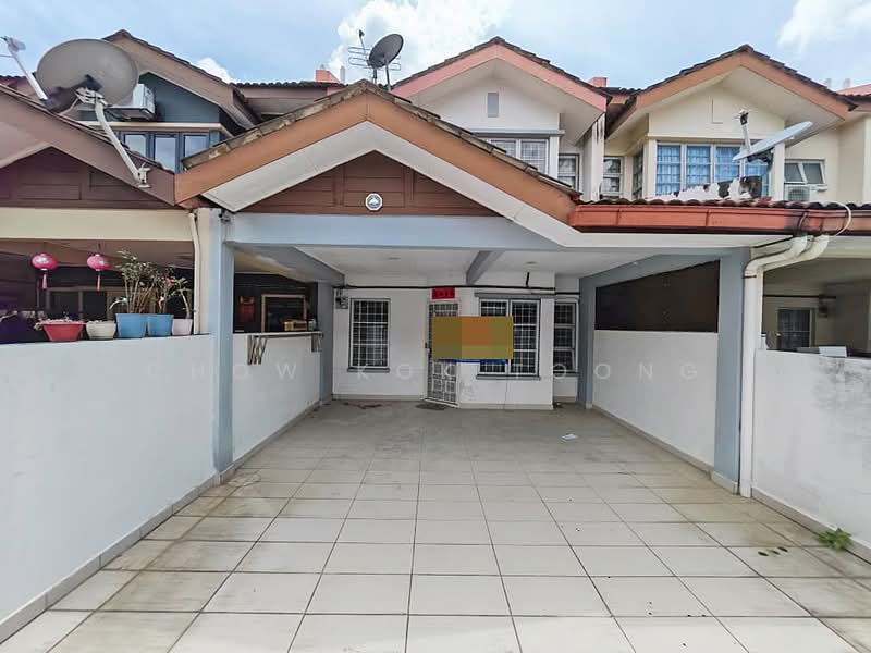 Rumah Teres 2-Tingkat untuk Dijual di Taman Putra Prima (Puchong) - Chow Kok Toong - Exterior - PropertyGuru.com.my