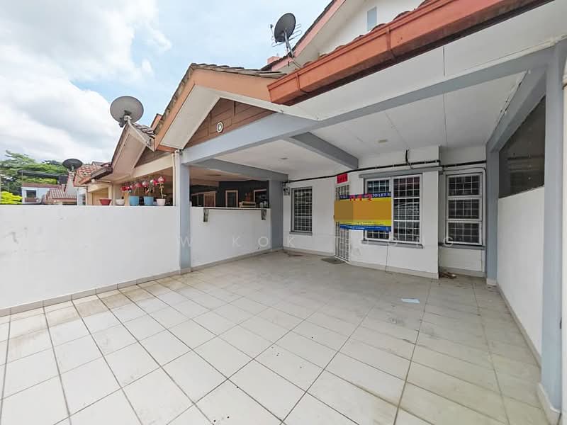 Rumah Teres 2-Tingkat untuk Dijual di Taman Putra Prima (Puchong) - Chow Kok Toong - Exterior - PropertyGuru.com.my