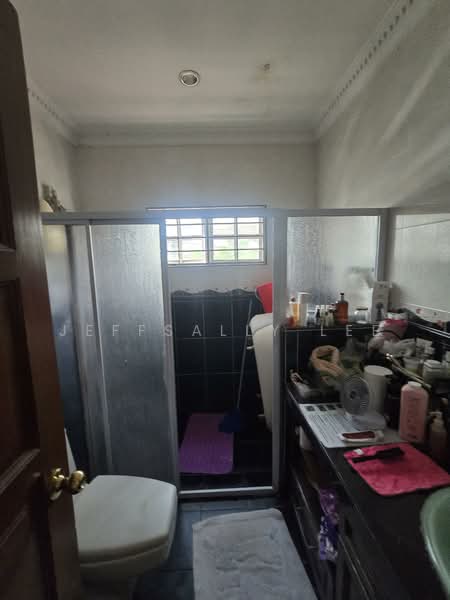 2-storey Terraced House for Sale in Usj 4 (Subang Jaya) - JeffSally Lee - Bathroom - PropertyGuru.com.my