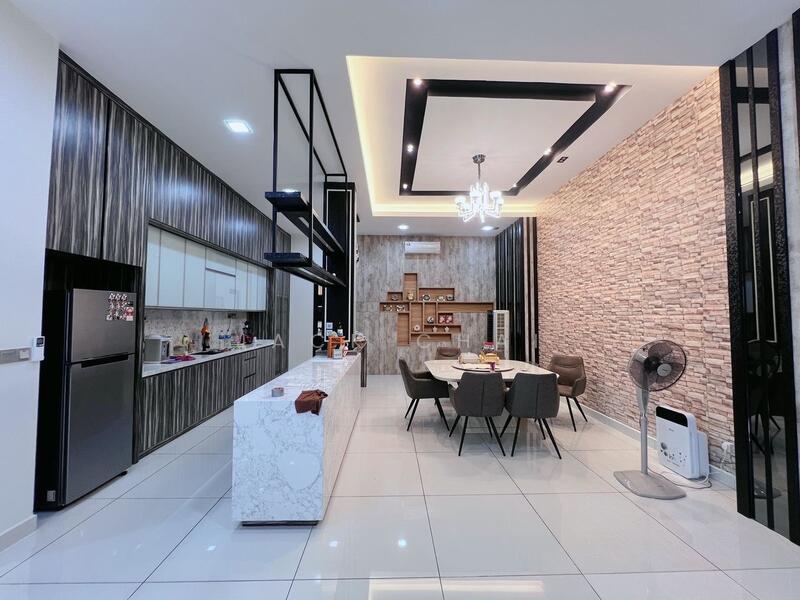 For Sale - The Gardens @ Polo Park