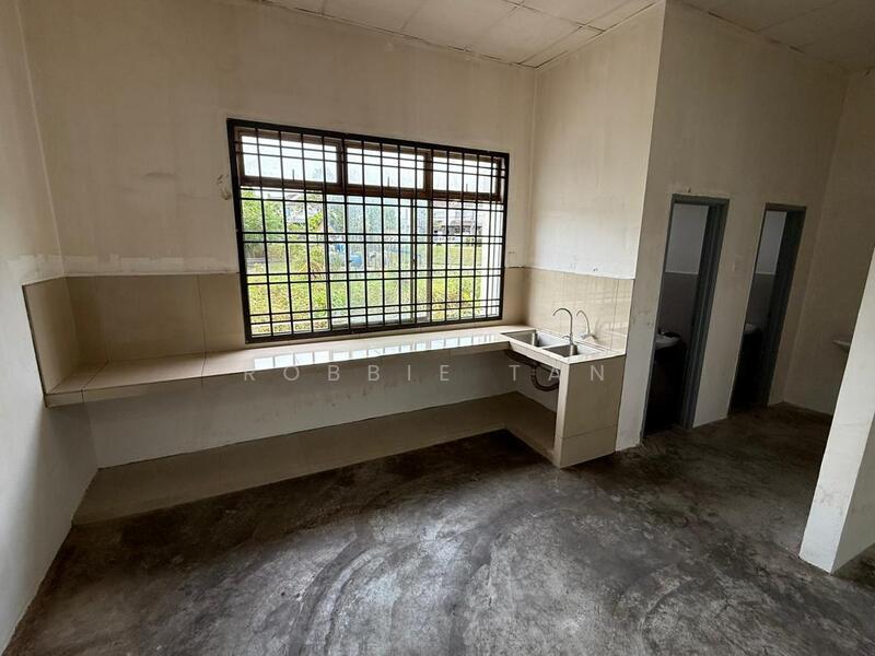 Shop for Rent in Sri Pulai Perdana 2 (Skudai) - Robbie Tan - Kitchen - PropertyGuru.com.my