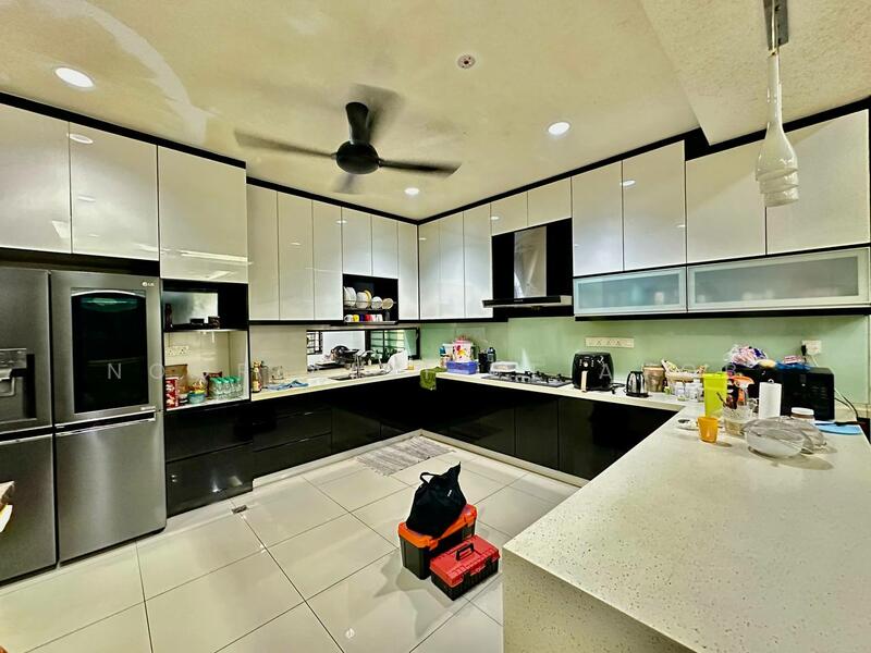 For Sale - CORNER Taman Tropika 2 Bangi Sg Tangkas Kajang Semi D House