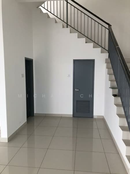 Semi-Detached House for Sale in Dengkil (Selangor) - Michael Chan - Entrance - PropertyGuru.com.my