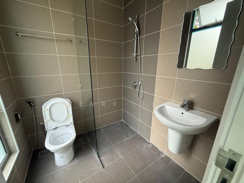 Rumah Teres 2 Tingkat untuk Dijual di Setia Eco Glades (Cyberjaya) - Henry Liew - Bathroom - PropertyGuru.com.my