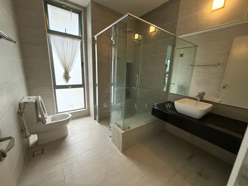 Rumah Teres 2 Tingkat untuk Dijual di Setia Eco Glades (Cyberjaya) - Henry Liew - Bathroom - PropertyGuru.com.my