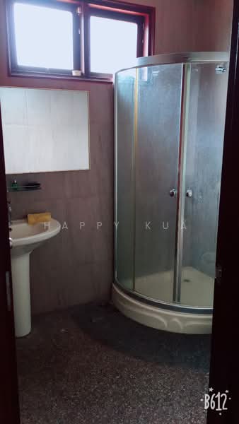 Semi-Detached House for Sale in Ampang Jaya (Ampang) - Happy Kua - Bathroom - PropertyGuru.com.my