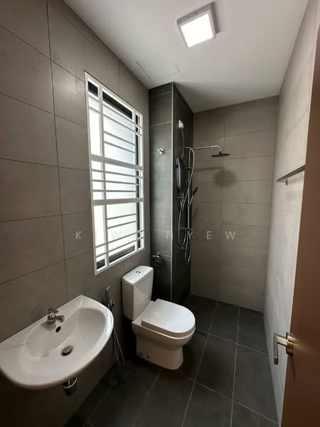 2-storey Terraced House for Rent in Puchong (Selangor) - Kiwi Nyew - Bathroom - PropertyGuru.com.my