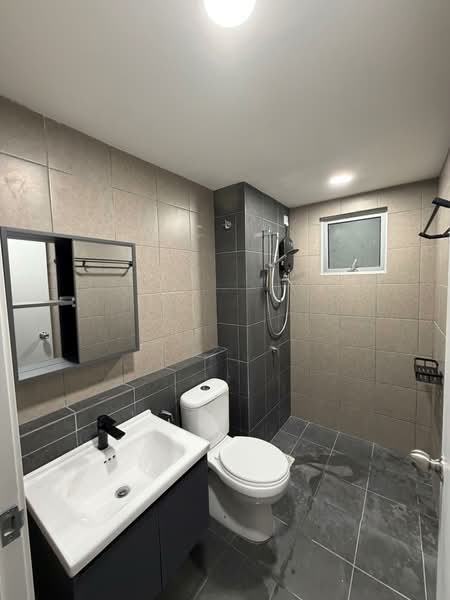 Condominium for Rent at Residensi Dutamas Dahlia - Harriet Lee - Bathroom - PropertyGuru.com.my