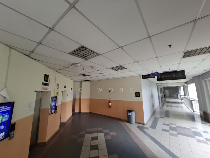 Shop / Office for Rent in BANDAR PUCHONG JAYA (Puchong) - FC Wong - Ground Floor Lift Lobby - PropertyGuru.com.my