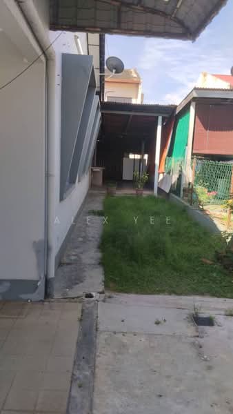Semi-Detached House for Sale in Taman Foo Onn (Ipoh) - Alex Yee - Exterior - PropertyGuru.com.my