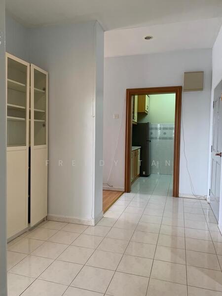 For Rent - Parkview Towers