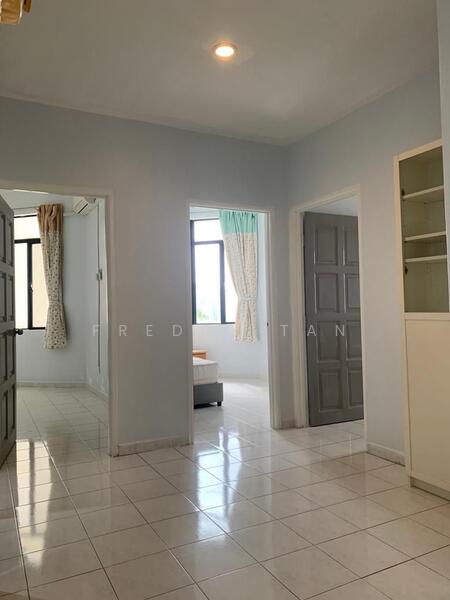 For Rent - Parkview Towers