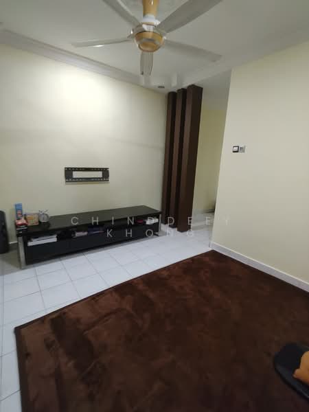 Apartment for Sale at Taman Lembah Maju 600 Apartment - Chinddeey Khong - Living Room - PropertyGuru.com.my