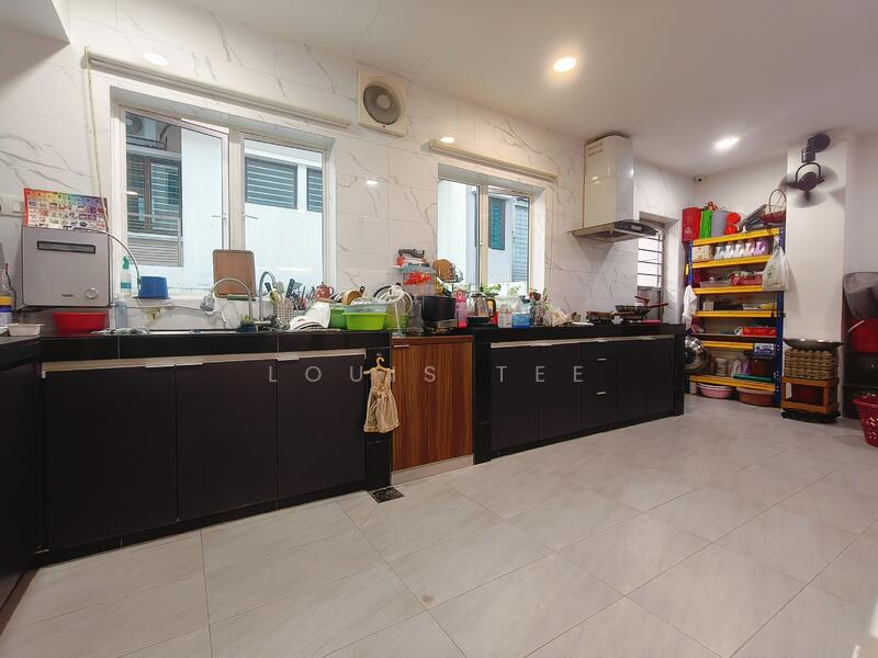 2-storey Terraced House for Sale in Puchong (Selangor) - Louis Tee - Kitchen - PropertyGuru.com.my