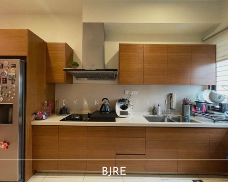 Rumah Teres 2 Tingkat untuk Dijual di Alam Impian (Shah Alam) - Dyana Asri - Kitchen - PropertyGuru.com.my