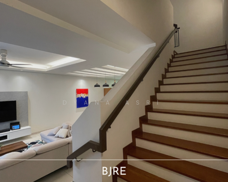 Rumah Teres 2 Tingkat untuk Dijual di Alam Impian (Shah Alam) - Dyana Asri - Living Room - PropertyGuru.com.my