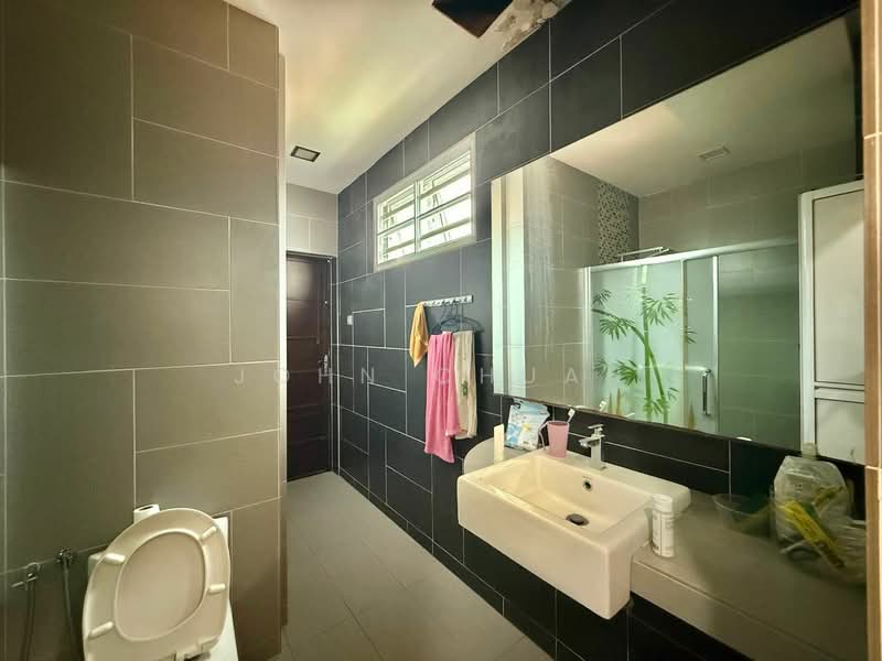 2-storey Terraced House for Sale in Taman Ipoh Timur (Ipoh) - John Chuah - Bathroom - PropertyGuru.com.my