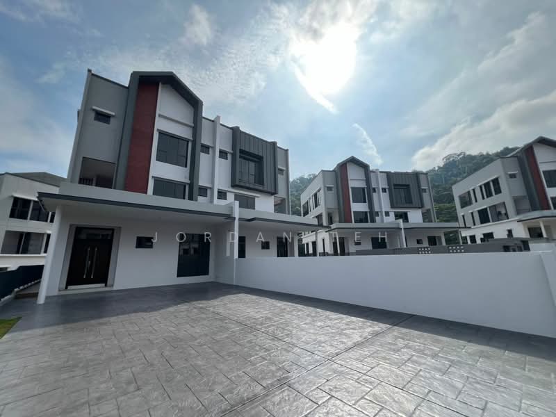 Rumah Berkembar untuk Dijual di Petaling (Selangor) - Jordan Teh - Exterior - PropertyGuru.com.my