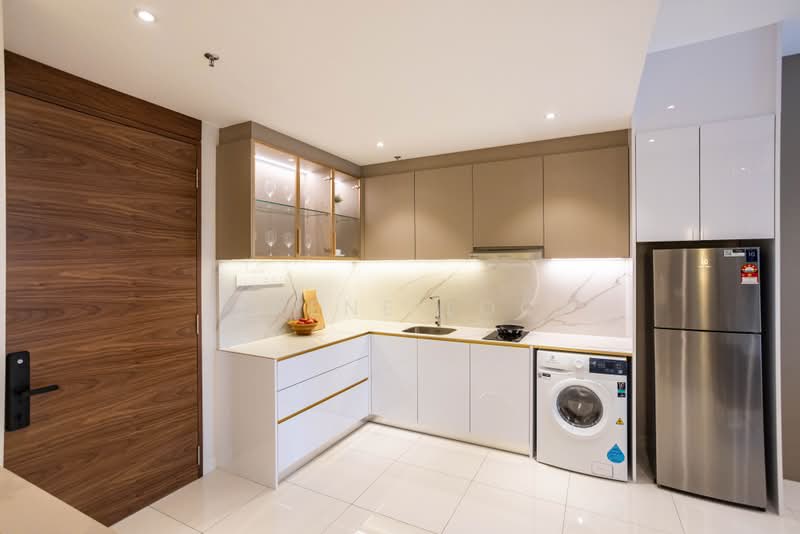 Service Residence for Sale at Golden Crown Residence - Serene Lock - Kitchen - PropertyGuru.com.my