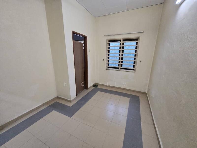 For Rent - 2 Storey Terrace House @ Taman Bidara, Machang Bubok
