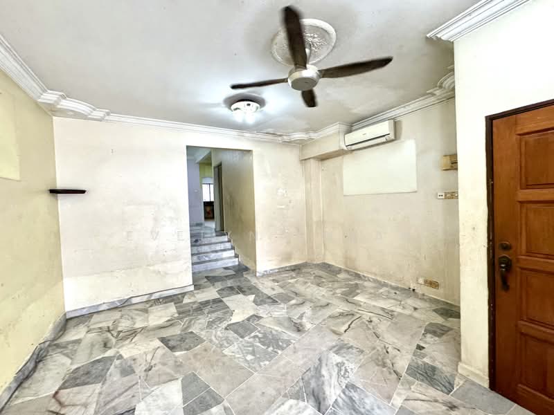 Rumah Teres 2-Tingkat untuk Dijual di Taman Wawasan (Puchong) - Evelyn Cheah - Living Room - PropertyGuru.com.my