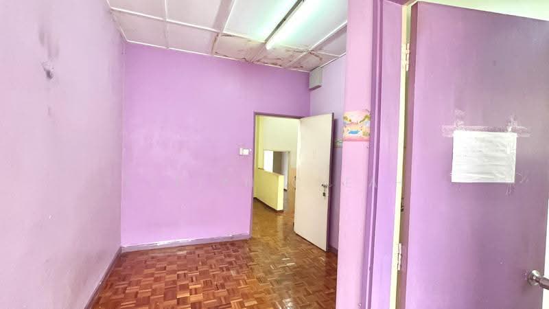 Rumah Teres 2-Tingkat untuk Dijual di Taman Wawasan (Puchong) - Evelyn Cheah - Bedroom 4 - PropertyGuru.com.my