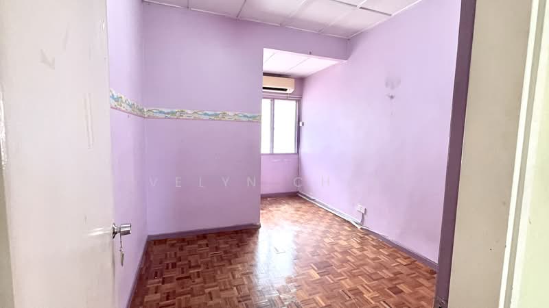 Rumah Teres 2-Tingkat untuk Dijual di Taman Wawasan (Puchong) - Evelyn Cheah - Bedroom - PropertyGuru.com.my