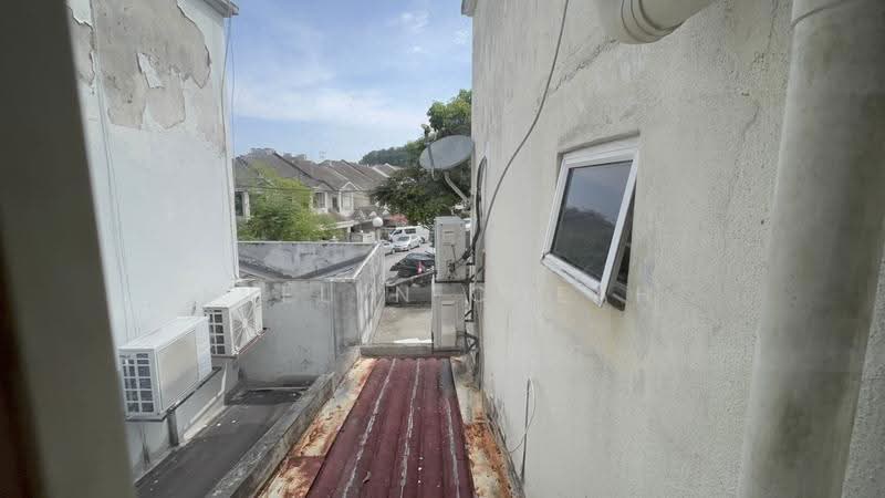 Rumah Teres 2-Tingkat untuk Dijual di Taman Wawasan (Puchong) - Evelyn Cheah - Exterior - PropertyGuru.com.my