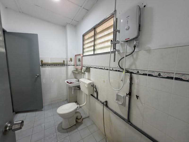 Rumah Teres 2-Tingkat untuk Dijual di Taman Wawasan (Puchong) - Evelyn Cheah - PropertyGuru.com.my