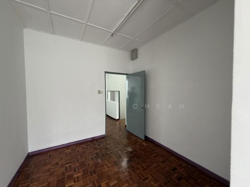 Rumah Teres 2-Tingkat untuk Dijual di Taman Wawasan (Puchong) - Evelyn Cheah - PropertyGuru.com.my