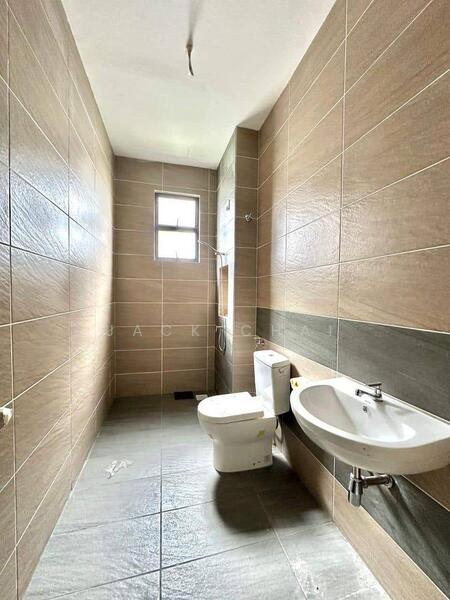 For Sale - Crystal Lagenda Putra Kulai