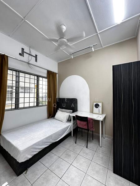 Bedroom