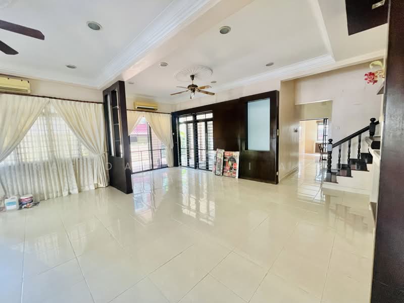 Rumah Teres 2 Tingkat untuk Dijual di Bukit Jelutong (Shah Alam) - Rafedah Binti Abdul Aziz - PropertyGuru.com.my