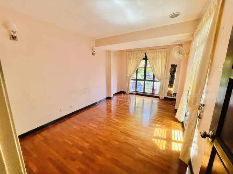 Rumah Teres 2 Tingkat untuk Dijual di Bukit Jelutong (Shah Alam) - Rafedah Binti Abdul Aziz - PropertyGuru.com.my