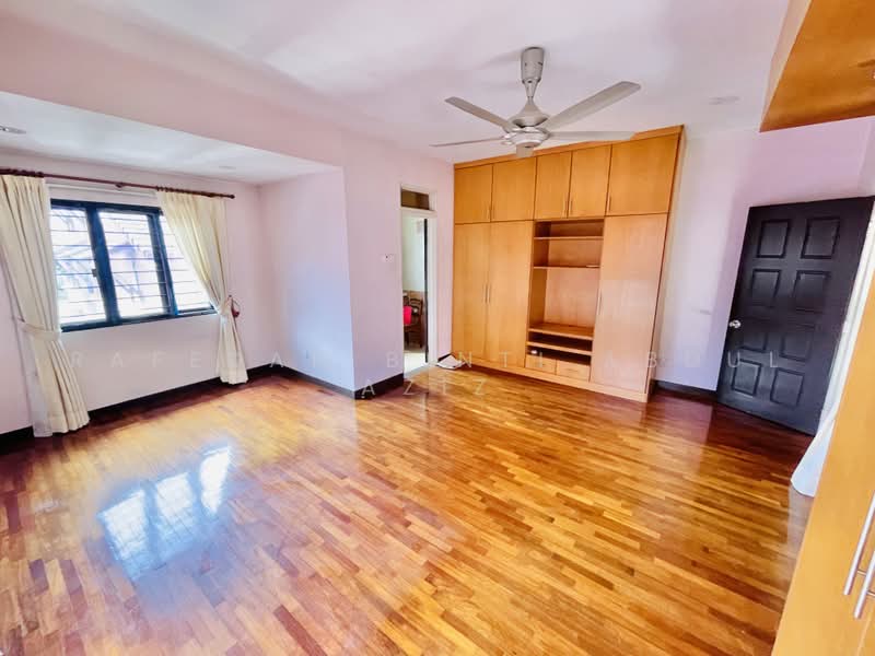 Rumah Teres 2 Tingkat untuk Dijual di Bukit Jelutong (Shah Alam) - Rafedah Binti Abdul Aziz - PropertyGuru.com.my