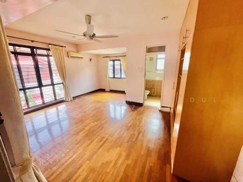Rumah Teres 2 Tingkat untuk Dijual di Bukit Jelutong (Shah Alam) - Rafedah Binti Abdul Aziz - PropertyGuru.com.my
