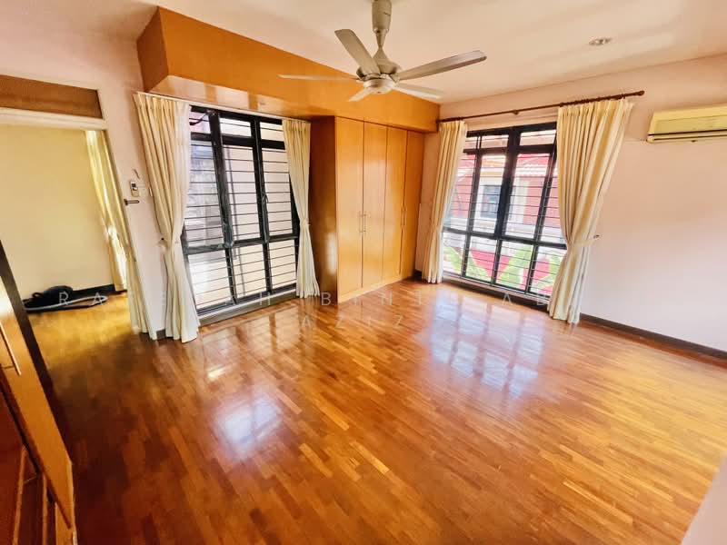 Rumah Teres 2 Tingkat untuk Dijual di Bukit Jelutong (Shah Alam) - Rafedah Binti Abdul Aziz - PropertyGuru.com.my