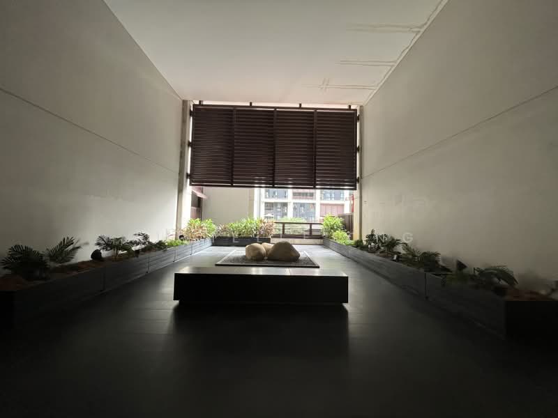 Servis Apartment untuk Dijual di Arcoris Residences - Michelle Ong - Entrance - PropertyGuru.com.my