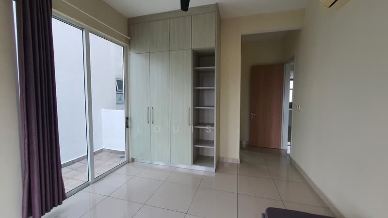 Kondominium untuk Disewa di Green Residence - Louis . - Balcony - PropertyGuru.com.my