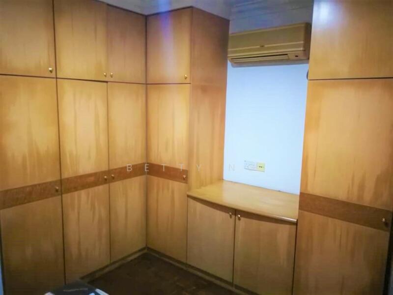 Untuk Dijual - Datin Halimah Condominium